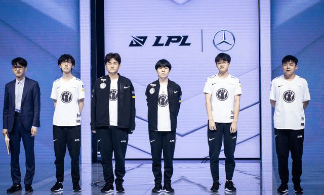的表演向观