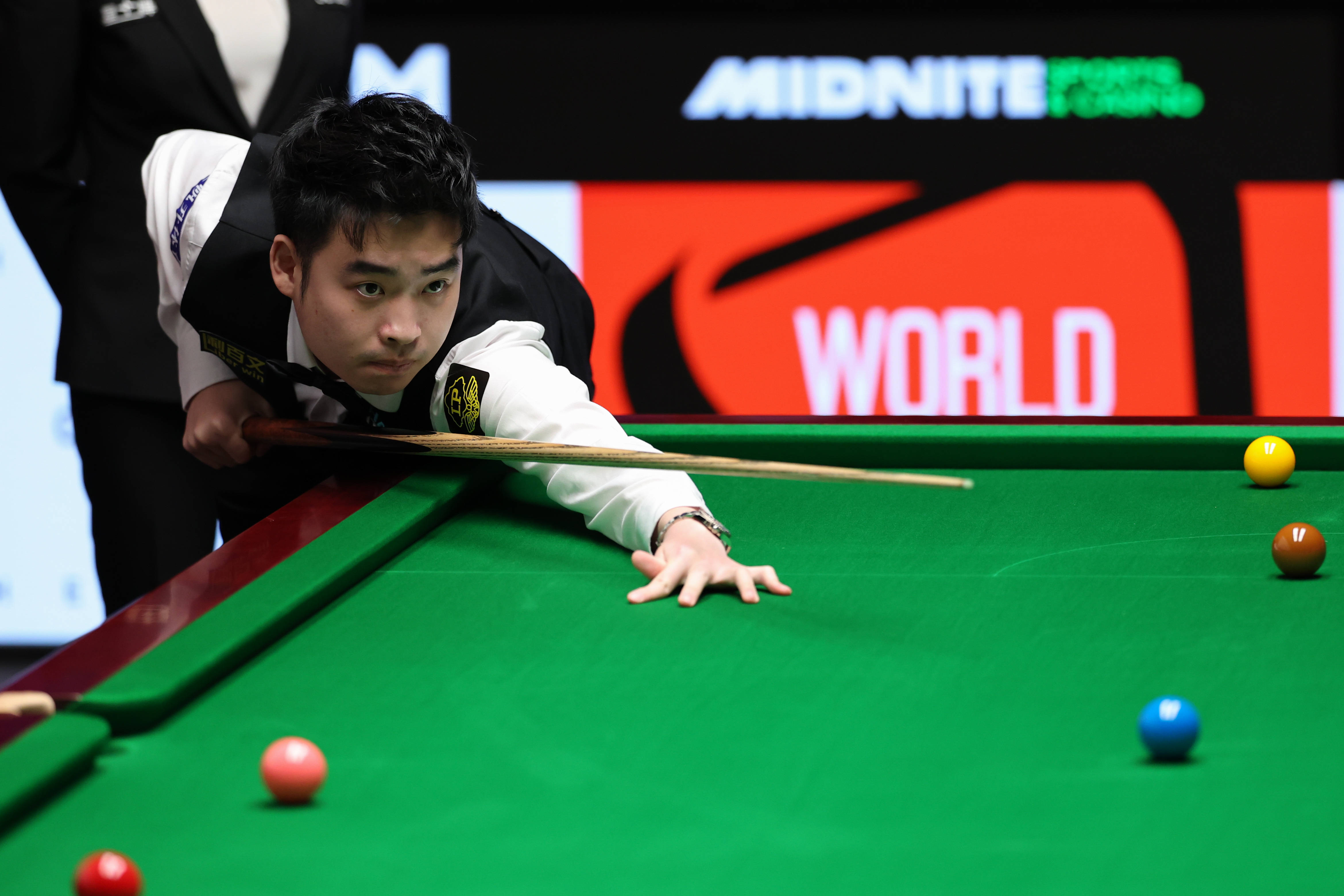 的场合和平 的场合和平