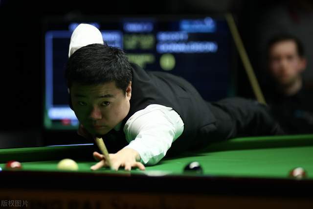 队友们也纷 队友们也纷