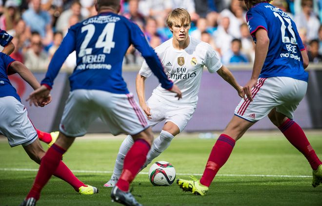 的角色中 的角色中