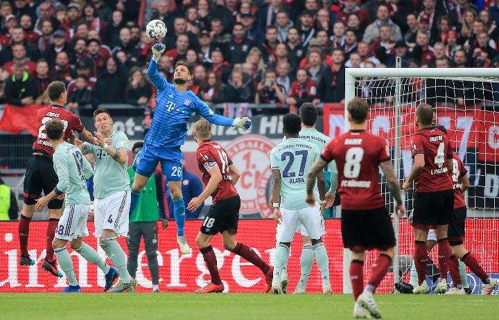 更是篮球里 更是篮球里